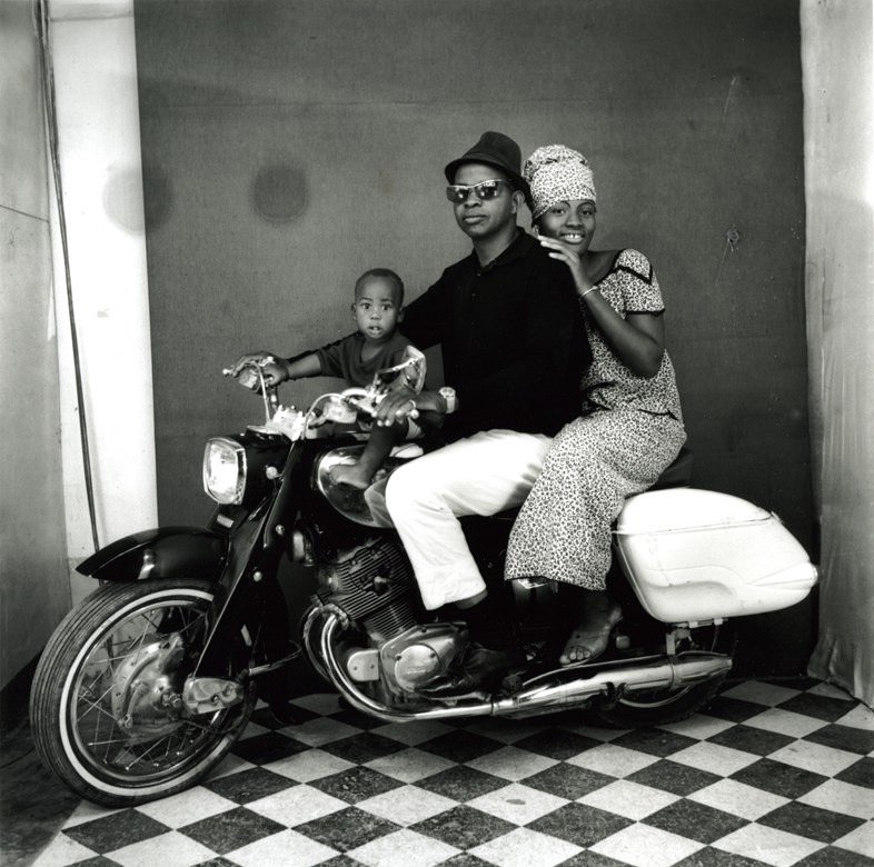 © Malick Sidibé, The whole family on a motorcycle, 1962, gelatin silver print, 50 x 60 cm. Courtesy of Fifty One Fine Art Photography